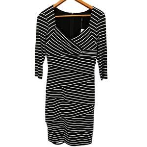 NWT White House Black Market Size 6 Instantly Slimming Collection Striped Dress